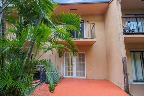 Condominio en venta en Hialeah, Florida, 2 dormitorios, 99.96 m2 № 1861864 - foto 20