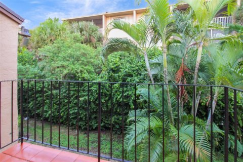 Condominio en venta en Hialeah, Florida, 2 dormitorios, 99.96 m2 № 1861864 - foto 17