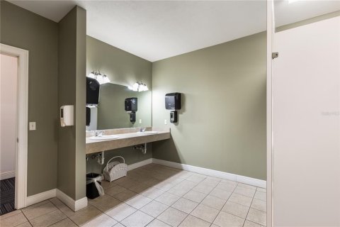 Propiedad comercial en venta en Gainesville, Florida, 538.93 m2 № 1913706 - foto 27