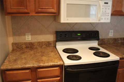 Apartamento en alquiler en Orlando, Florida, 2 dormitorios, 104.42 m2 № 1870444 - foto 4