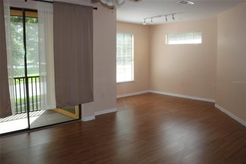 Apartamento en alquiler en Orlando, Florida, 2 dormitorios, 104.42 m2 № 1870444 - foto 7