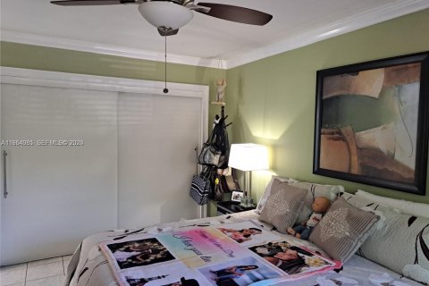 Copropriété à vendre à North Miami, Floride: 2 chambres, 87.14 m2 № 2009741 - photo 9