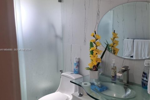 Copropriété à vendre à North Miami, Floride: 2 chambres, 87.14 m2 № 2009741 - photo 15