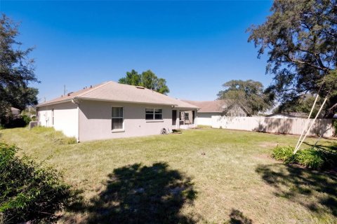 House in Deltona, Florida 3 bedrooms, 132.85 sq.m. № 2415038 - photo 27