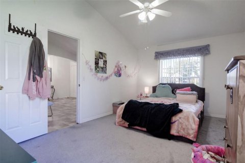 House in Deltona, Florida 3 bedrooms, 132.85 sq.m. № 2415038 - photo 20