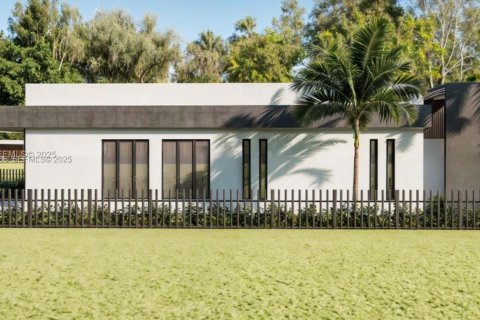 House in Miami, Florida 3 bedrooms № 2038688 - photo 4