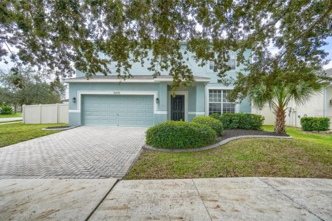 Villa ou maison à Ruskin, Floride 4 chambres, 266.63 m2 № 2425764