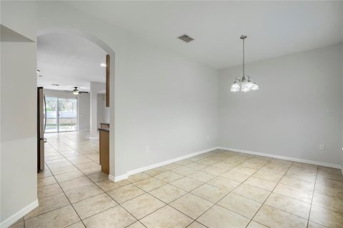 Villa ou maison à vendre à Ruskin, Floride: 4 chambres, 266.63 m2 № 2425764 - photo 8