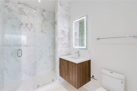 Купить виллу или дом в Корал-Гейблс, Флорида 7 спален, 862.78м2, № 2040084 - фото 14