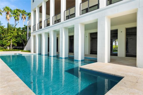 Купить виллу или дом в Корал-Гейблс, Флорида 7 спален, 862.78м2, № 2040084 - фото 23