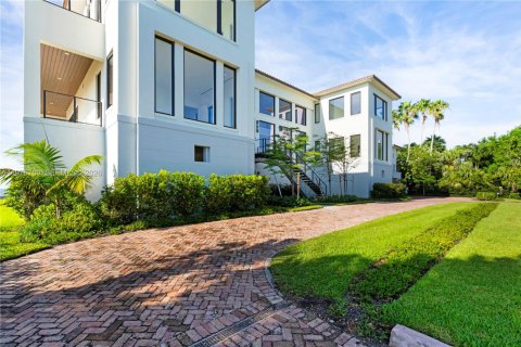 Купить виллу или дом в Корал-Гейблс, Флорида 7 спален, 862.78м2, № 2040084 - фото 6