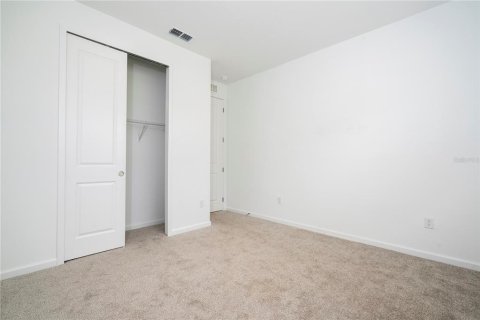 House in Orlando, Florida 5 bedrooms, 305.74 sq.m. № 1812792 - photo 27