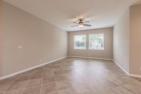House in San Antonio, Florida 3 bedrooms, 158.58 sq.m. № 2211492 - photo 30