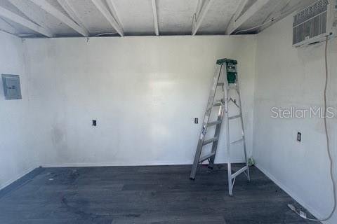 Propiedad comercial en alquiler en Ruskin, Florida № 1826523 - foto 5