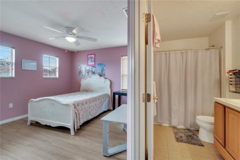 Villa ou maison à vendre à Davenport, Floride: 5 chambres, 317.54 m2 № 1518965 - photo 4