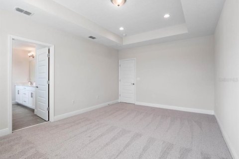 House in Winter Garden, Florida 5 bedrooms, 266.26 sq.m. № 1772273 - photo 23