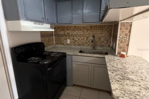 Immobilier commercial à vendre à Bartow, Floride: 5 chambres, 147.16 m2 № 1880449 - photo 8