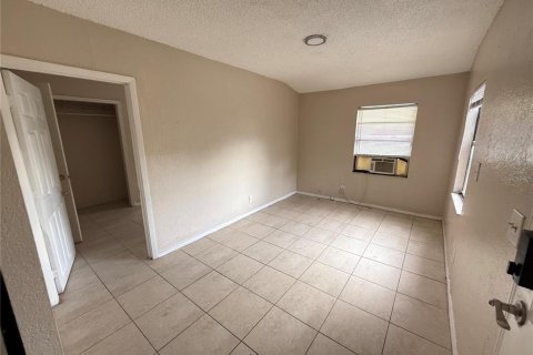Immobilier commercial à vendre à Bartow, Floride: 5 chambres, 147.16 m2 № 1880449 - photo 9
