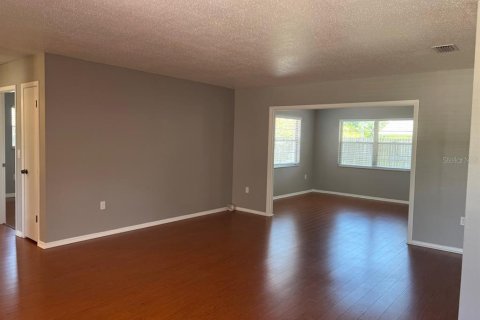 Villa ou maison à vendre à Bradenton, Floride: 3 chambres, 155.24 m2 № 2431860 - photo 6