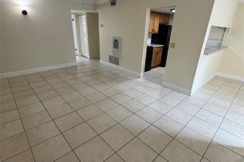 Apartamento en alquiler en Ocala, Florida, 1 dormitorio, 71.44 m2 № 1888439 - foto 7