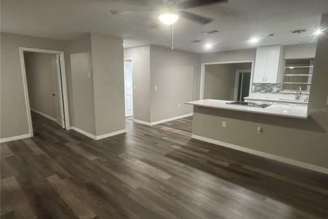 Casa en venta en Beverly Hills, Florida, 3 dormitorios, 110.55 m2 № 1733707 - foto 5