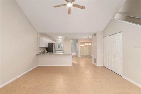 Touwnhouse à louer à Gainesville, Floride: 2 chambres, 111.76 m2 № 2105335 - photo 19