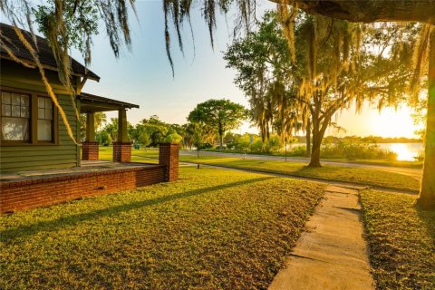 Villa ou maison à Winter Park, Floride 4 chambres, 117.06 m2 № 2157964