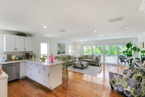 Villa ou maison à louer à Sarasota, Floride: 3 chambres, 213.49 m2 № 2388686 - photo 29