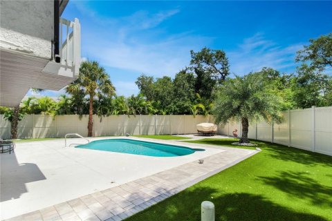 Villa ou maison à louer à Sarasota, Floride: 3 chambres, 213.49 m2 № 2388686 - photo 11
