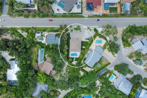 Villa ou maison à louer à Sarasota, Floride: 3 chambres, 213.49 m2 № 2388686 - photo 5