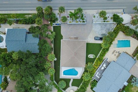 Villa ou maison à louer à Sarasota, Floride: 3 chambres, 213.49 m2 № 2388686 - photo 6