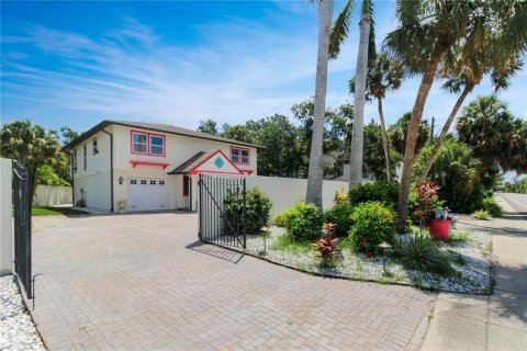 Villa ou maison à louer à Sarasota, Floride: 3 chambres, 213.49 m2 № 2388686 - photo 7