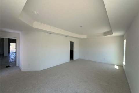 House in Oxford, Florida 4 bedrooms, 204.38 sq.m. № 2148554 - photo 5