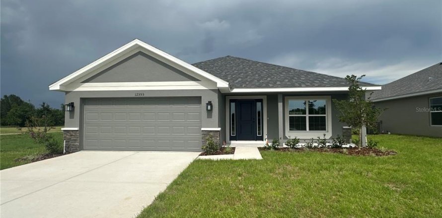 House in Oxford, Florida 4 bedrooms, 204.38 sq.m. № 2148554