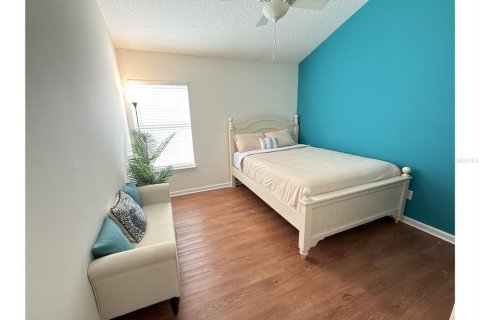 Villa ou maison à louer à Gainesville, Floride: 3 chambres, 193.24 m2 № 2415537 - photo 4