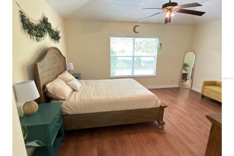 Villa ou maison à louer à Gainesville, Floride: 3 chambres, 193.24 m2 № 2415537 - photo 7