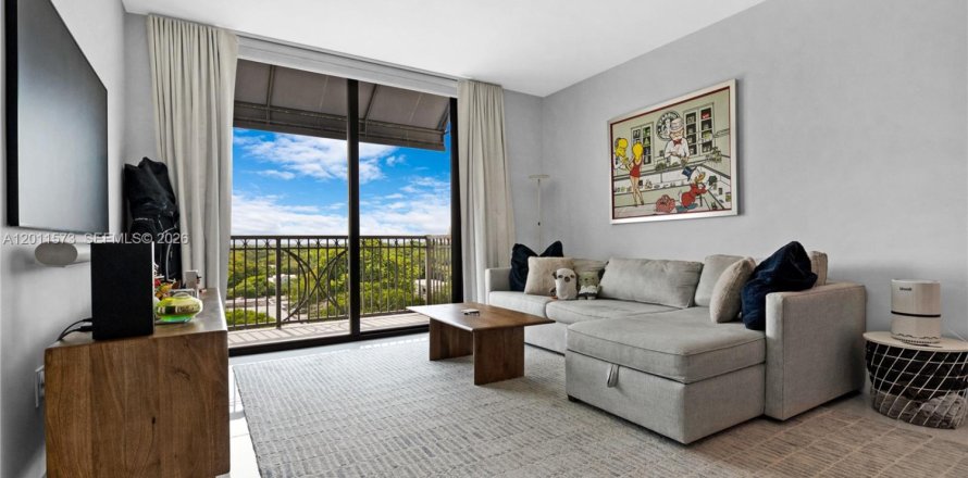 Condominio en Coral Gables, Florida, 1 dormitorio  № 2076134