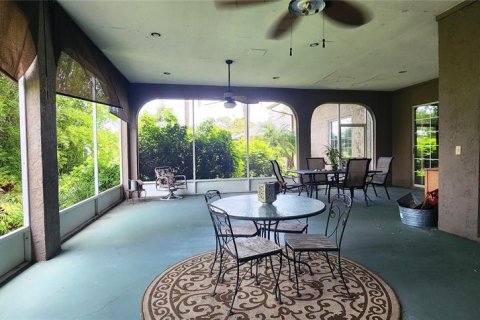 House in Valrico, Florida 4 bedrooms, 275.55 sq.m. № 1832841 - photo 18