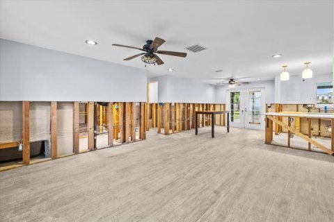 Villa ou maison à vendre à Saint Petersburg, Floride: 2 chambres, 100.33 m2 № 1914176 - photo 9