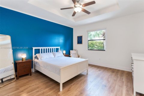 Купить таунхаус в Дорал, Флорида 4 спальни, 166.57м2, № 1996987 - фото 16