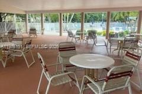 Condominio en venta en Tamarac, Florida, 2 dormitorios, 110.27 m2 № 2040951 - foto 7