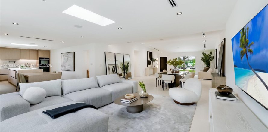 Villa ou maison à Miami, Floride 6 chambres, 307.69 m2 № 1993727