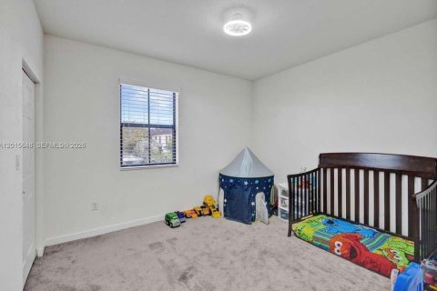 Villa ou maison à vendre à Hialeah, Floride: 4 chambres, 238.85 m2 № 2077551 - photo 24