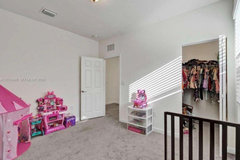 Villa ou maison à vendre à Hialeah, Floride: 4 chambres, 238.85 m2 № 2077551 - photo 26