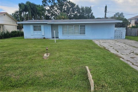 House in Palmetto, Florida 3 bedrooms, 141.68 sq.m. № 1855527 - photo 1