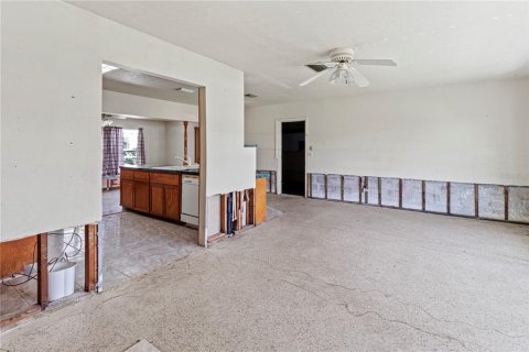 House in Palmetto, Florida 3 bedrooms, 141.68 sq.m. № 1855527 - photo 11