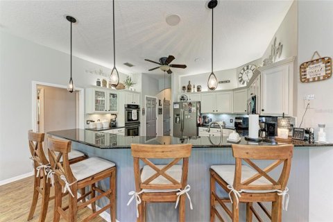 House in Bradenton, Florida 3 bedrooms, 256.97 sq.m. № 1613179 - photo 9
