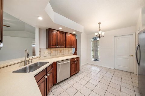 House in Wesley Chapel, Florida 5 bedrooms, 279.17 sq.m. № 1793453 - photo 8