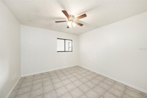 House in Wesley Chapel, Florida 5 bedrooms, 279.17 sq.m. № 1793453 - photo 18