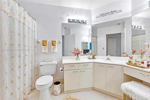 Купить кондоминиум в Коконат Крик, Флорида 1 комната, 99.41м2, № 1704120 - фото 14